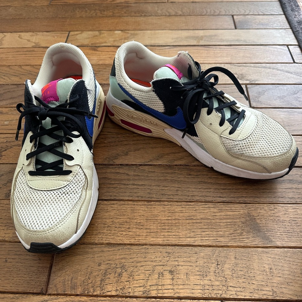 Nike Women's Air Max Excee
